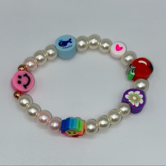 Handmade 90’s Y2K Inspired Children’s Trendy Bracelet - Picture 6 of 6